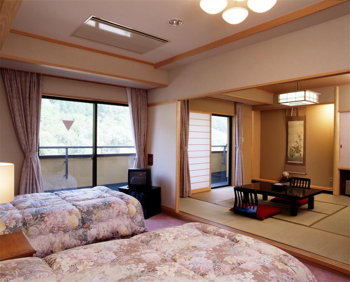 Bouzantei Kotobuki Hotel Ueda Eksteriør billede
